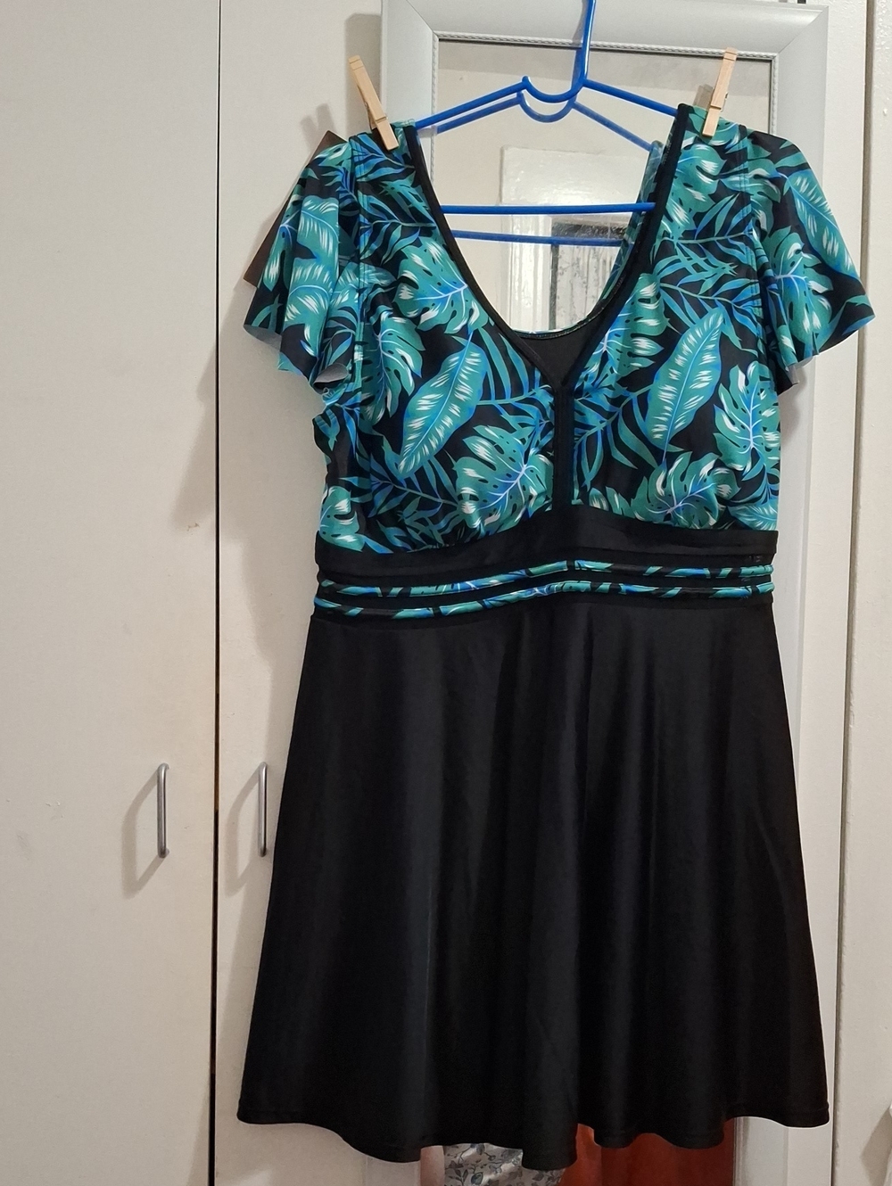 Arolina Tropical Leaf A-Line Dress in Teal and Black